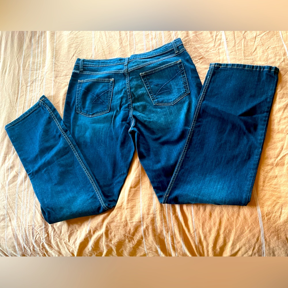 Women’s cinch jeans